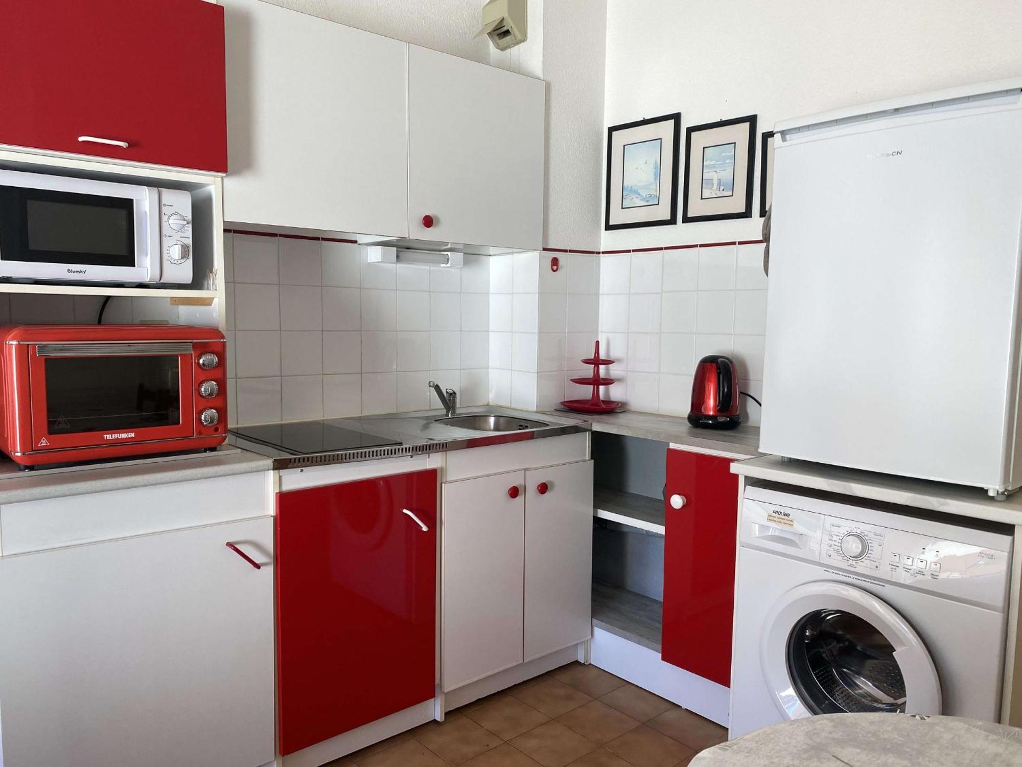Studio Cosy Avec Terrasse, Parking, Proche Thermes - Balaruc-Les-Bains - Fr-1-553-89 Exterior foto