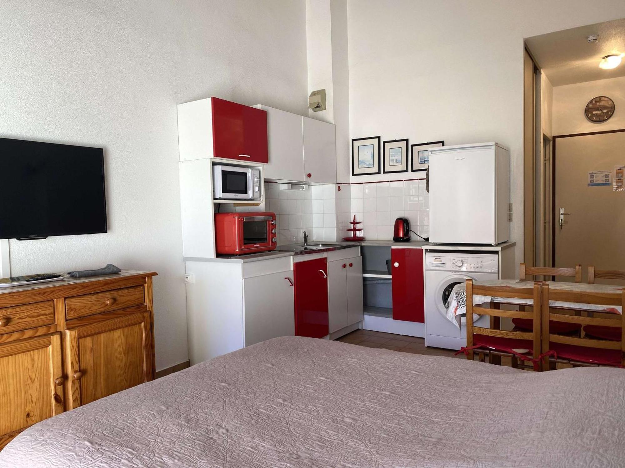 Studio Cosy Avec Terrasse, Parking, Proche Thermes - Balaruc-Les-Bains - Fr-1-553-89 Exterior foto